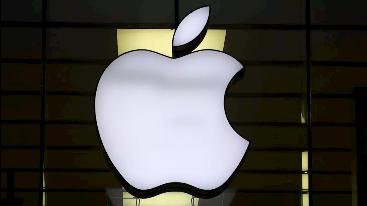 Apple Store employees in Maryland vote to authorize a first strike over working conditions