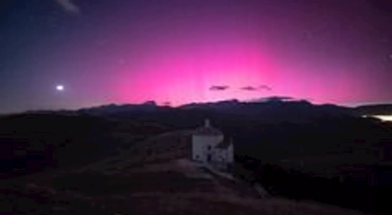 Aurora boreale a sud, fascino e mistero: la spiegazione del fisico Francesco Vissani