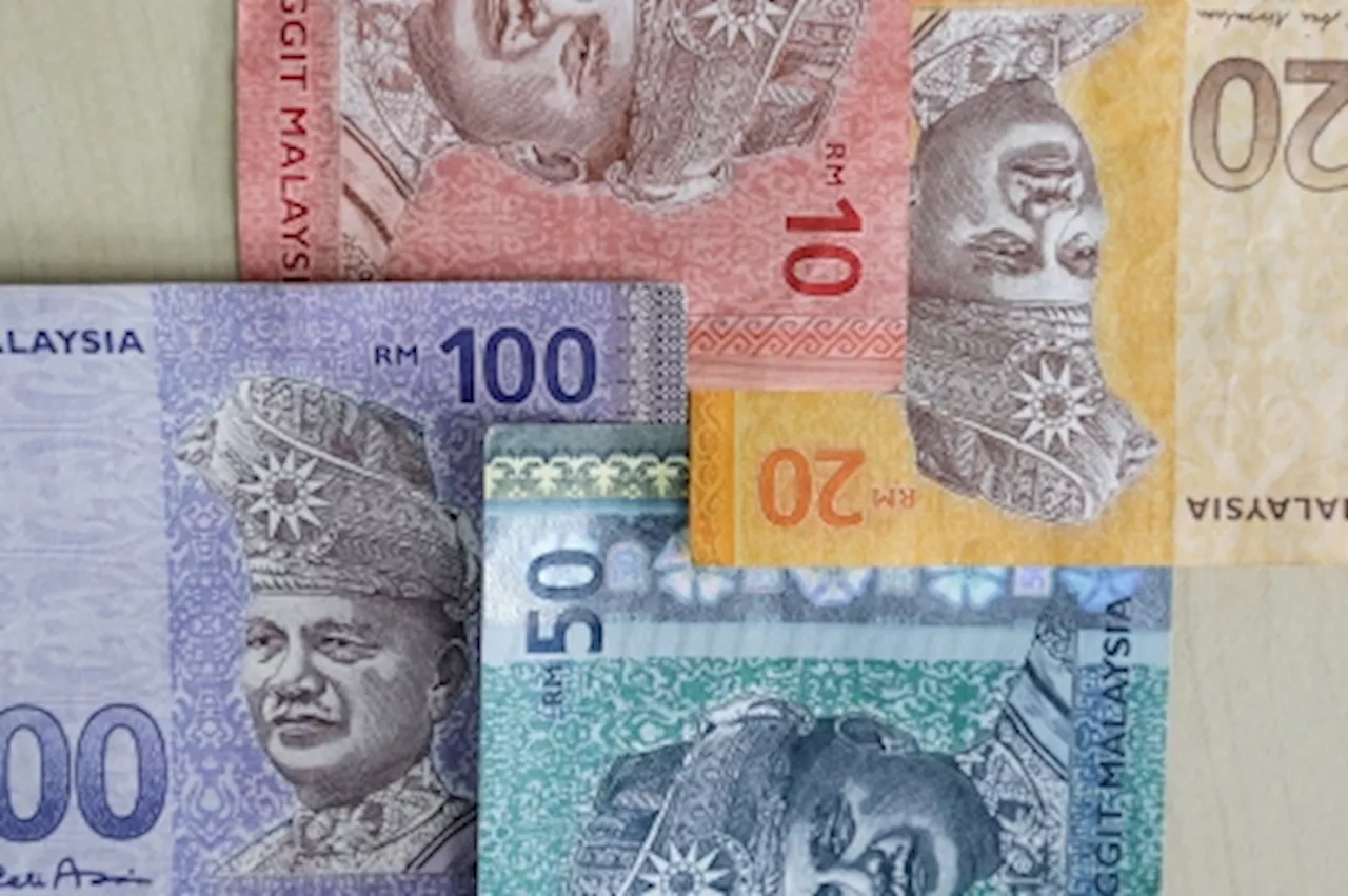 Ringgit easier vs US dollar amid expectations of tight US monetary policy