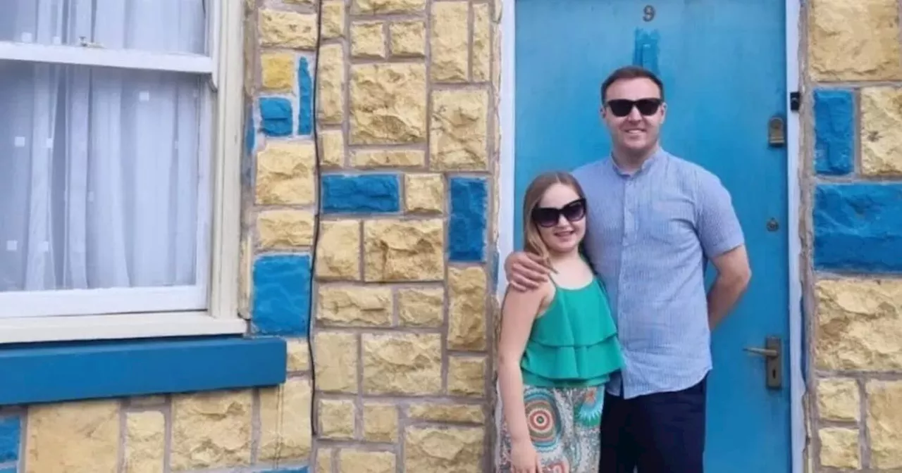 Corrie's Alan Halsall 'proud' as he sweetly says 'I love her with all my heart'