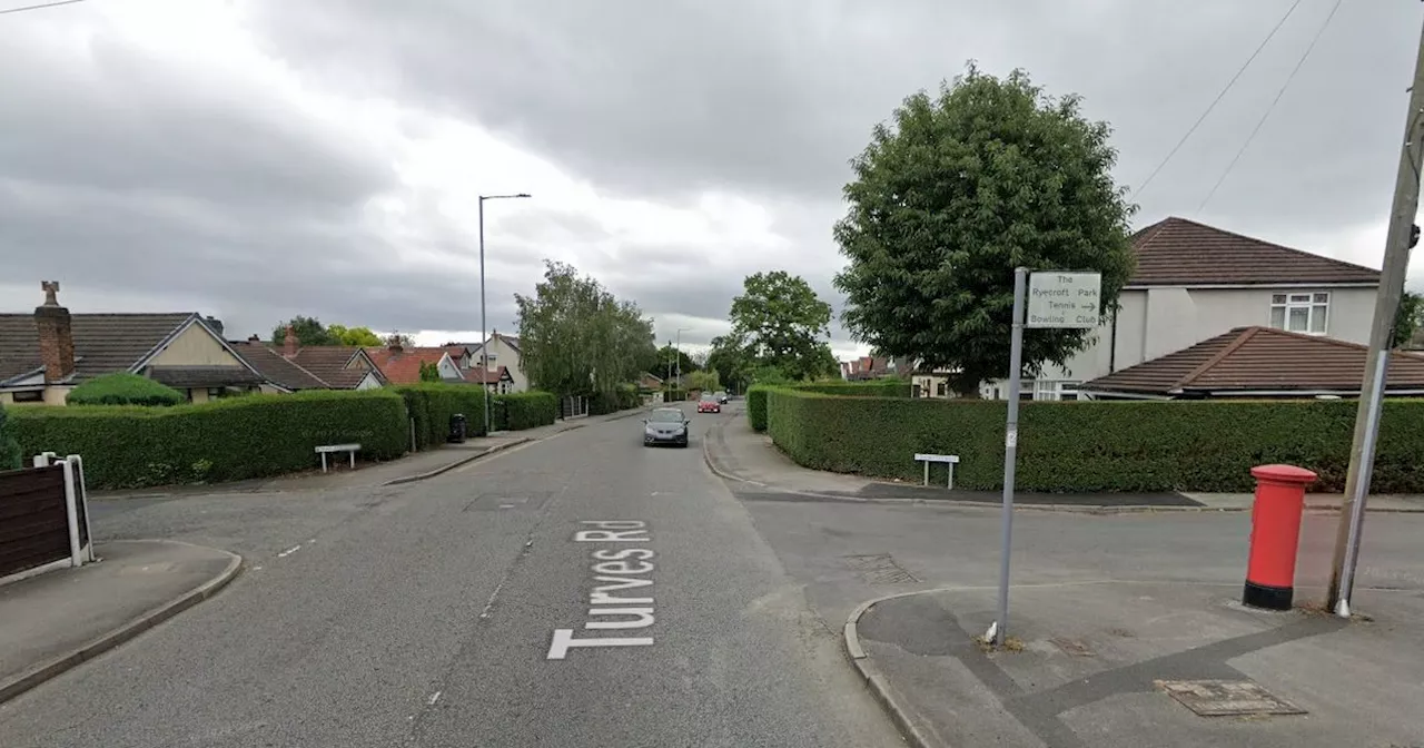 Police issue witness appeal after two-car smash at junction