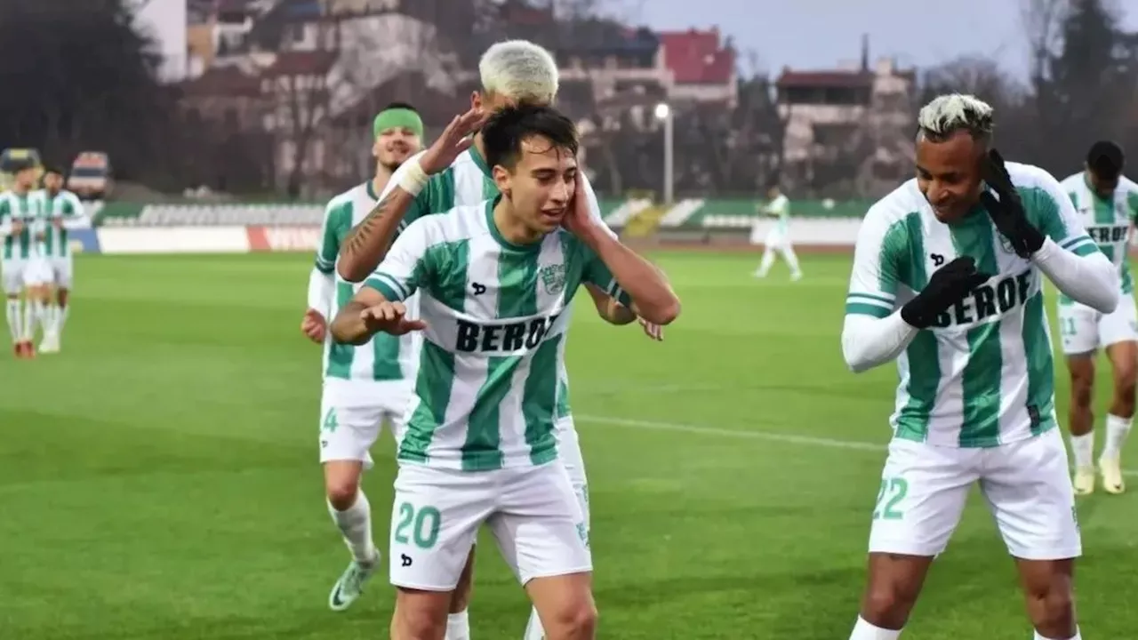 Sebastián Villa se va del FC Beroe y abrió la puertas a su futuro: ¿dónde jugará?