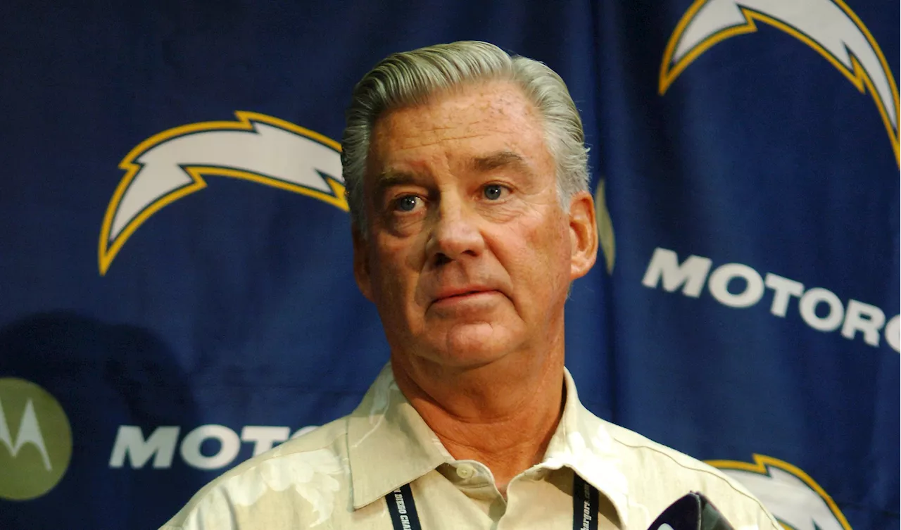 A.J. Smith, winningest general manager in Chargers' history, dies at 75