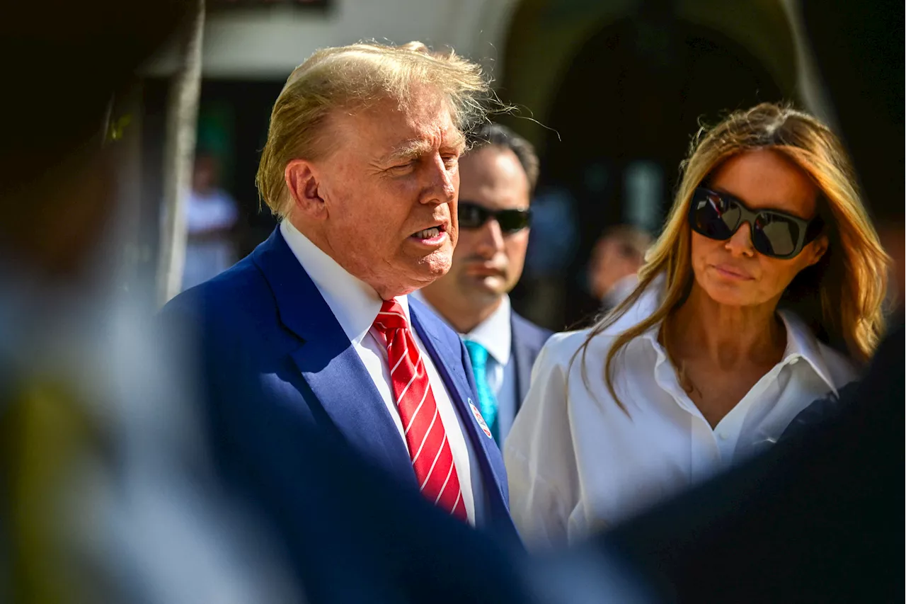 Donald Trump's Mother's Day Messages Don't Mention Melania