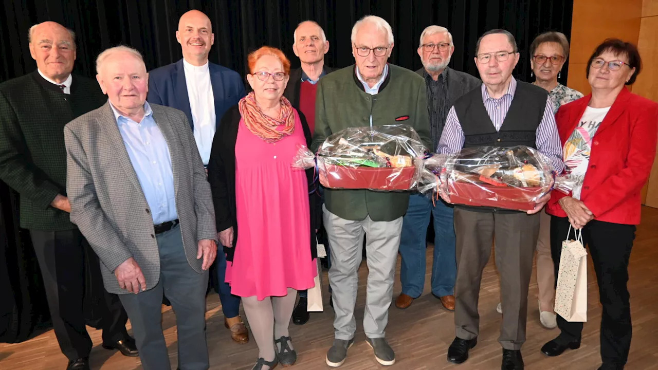 Weitersfelder Senioren feierten Mutter- und Vatertag gemeinsam