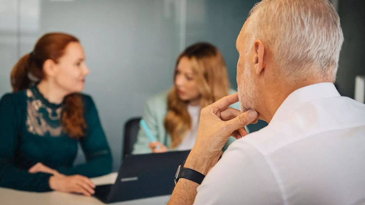 Faire Behandlung im Job: Wann man gegen Altersdiskriminierung vorgehen kann