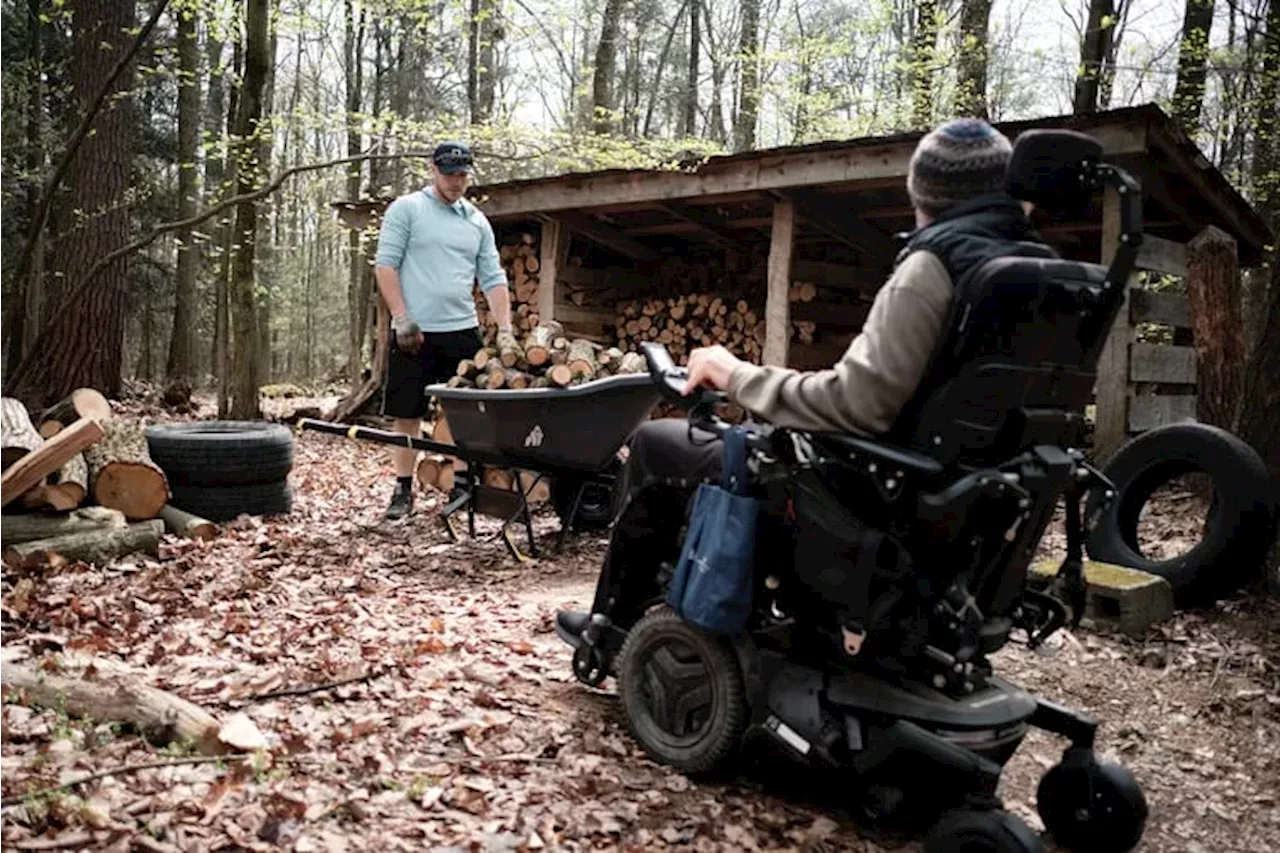 Veterans return to Schuylkill County to help a couple that helped them heal.