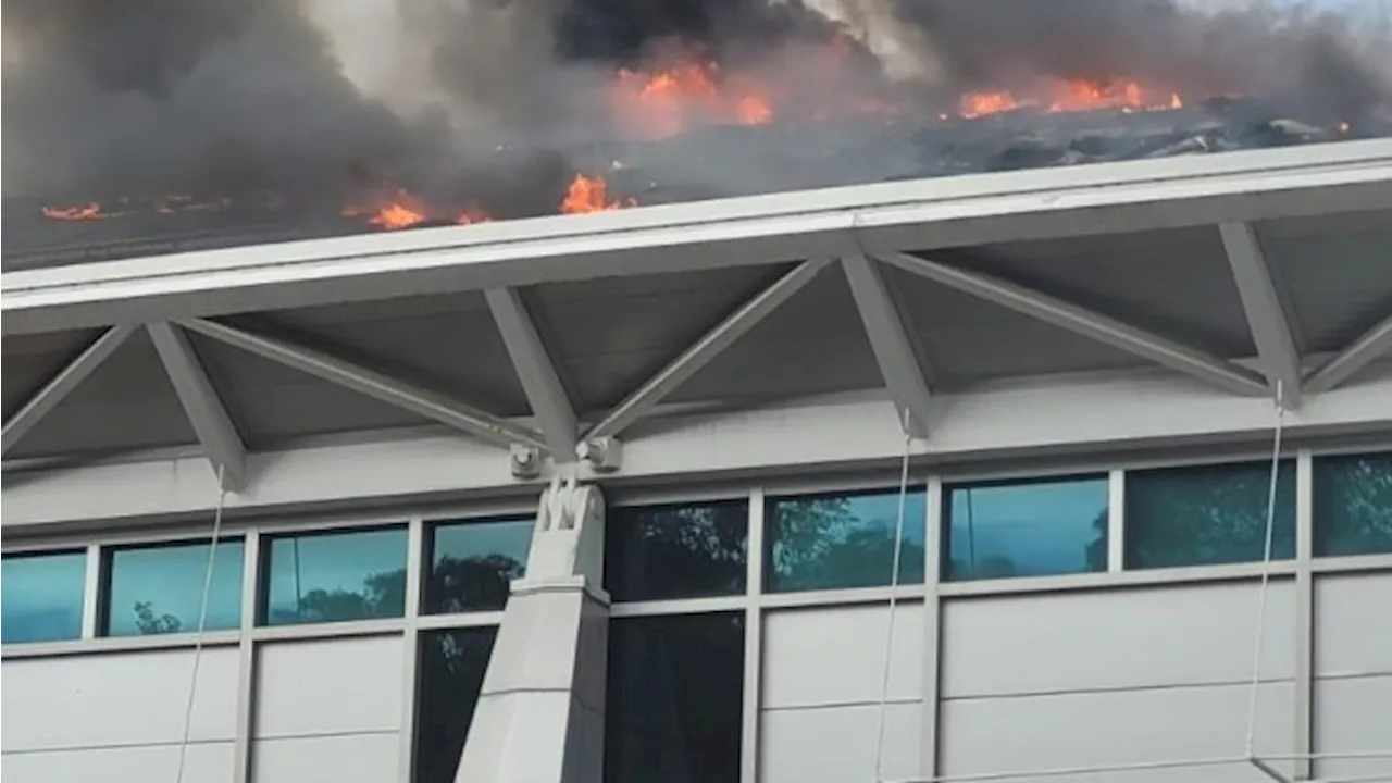 Thousands evacuated as fire engulfs Sydney Olympic Park Aquatic Centre