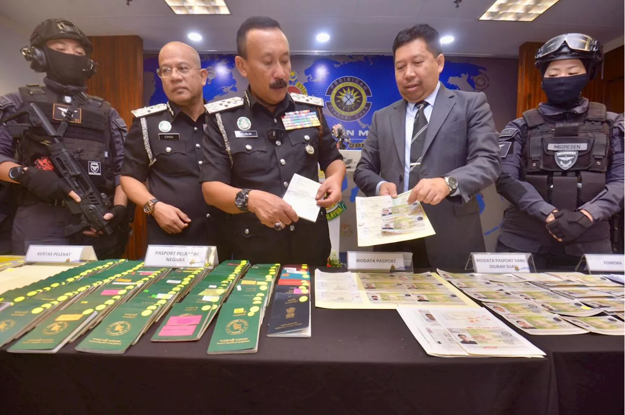 Fake passport syndicate busted, two nabbed in Kajang