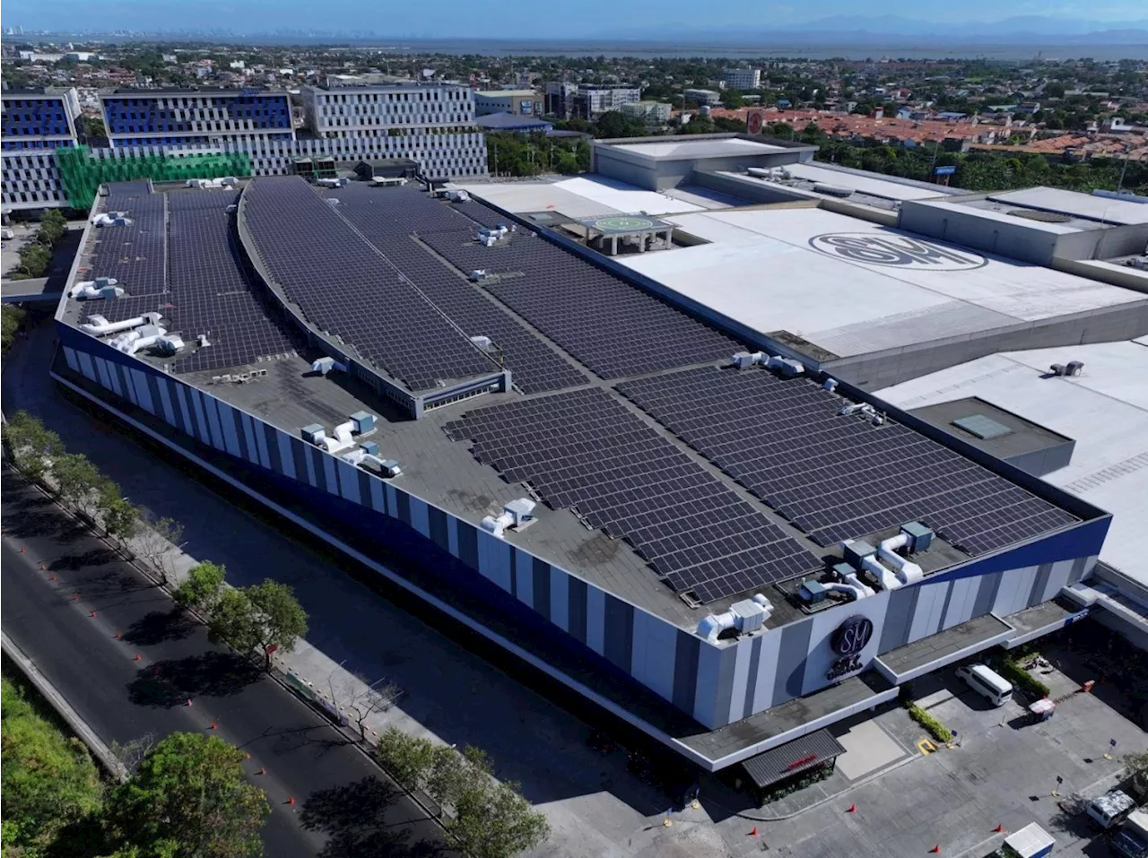 SM Supermalls scales up sustainability with solar energy