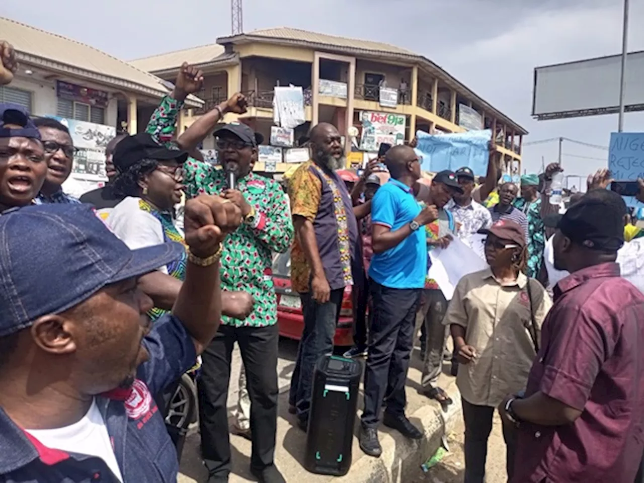 Oyo NLC, TUC picket NERC, IBEDC offices Ibadan