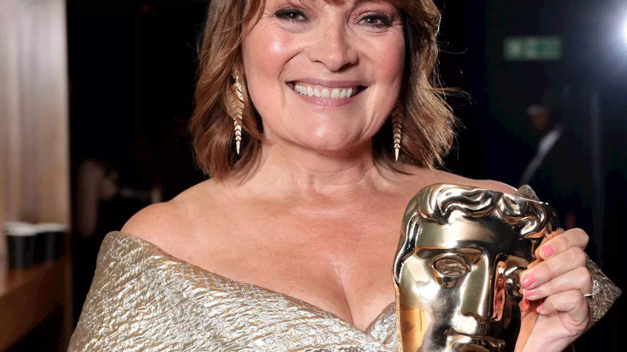 Bafta fans spot huge secret ‘feud’ as Loose Women star has ‘rude’ reaction to Lorraine Kelly’s win...