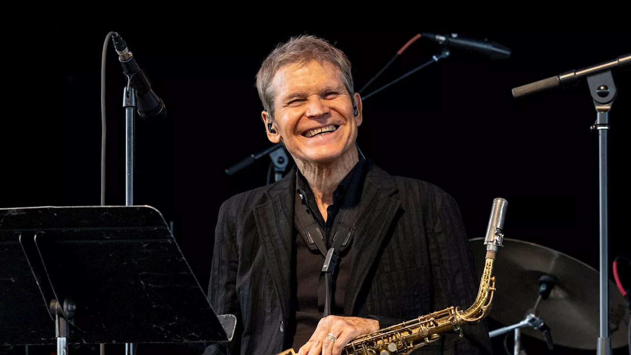 Grammy-winning saxophonist David Sanborn, who played with Stevie Wonder, dies at 78 after battle with...