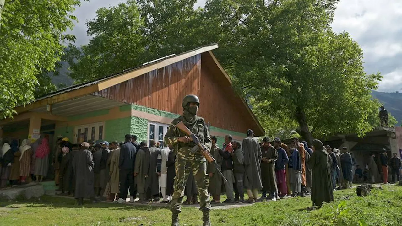 Kashmiris head to polls, poised to oppose Modi as India election resumes