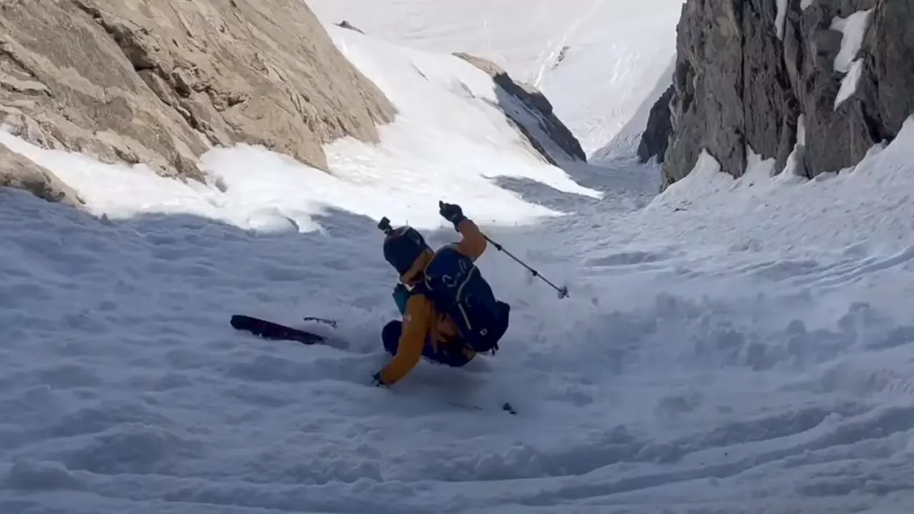 La impresionante bajada en esquís de Eneko Pou por la 'Brecha Latour' del Balaitus