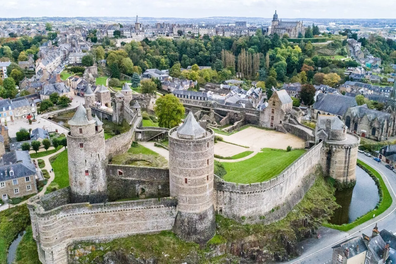 Fougères : on connaît le parcours de la flamme olympique | La Chronique Républicaine