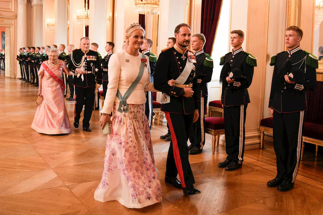 200 gjester samlet til gallamiddag på Slottet