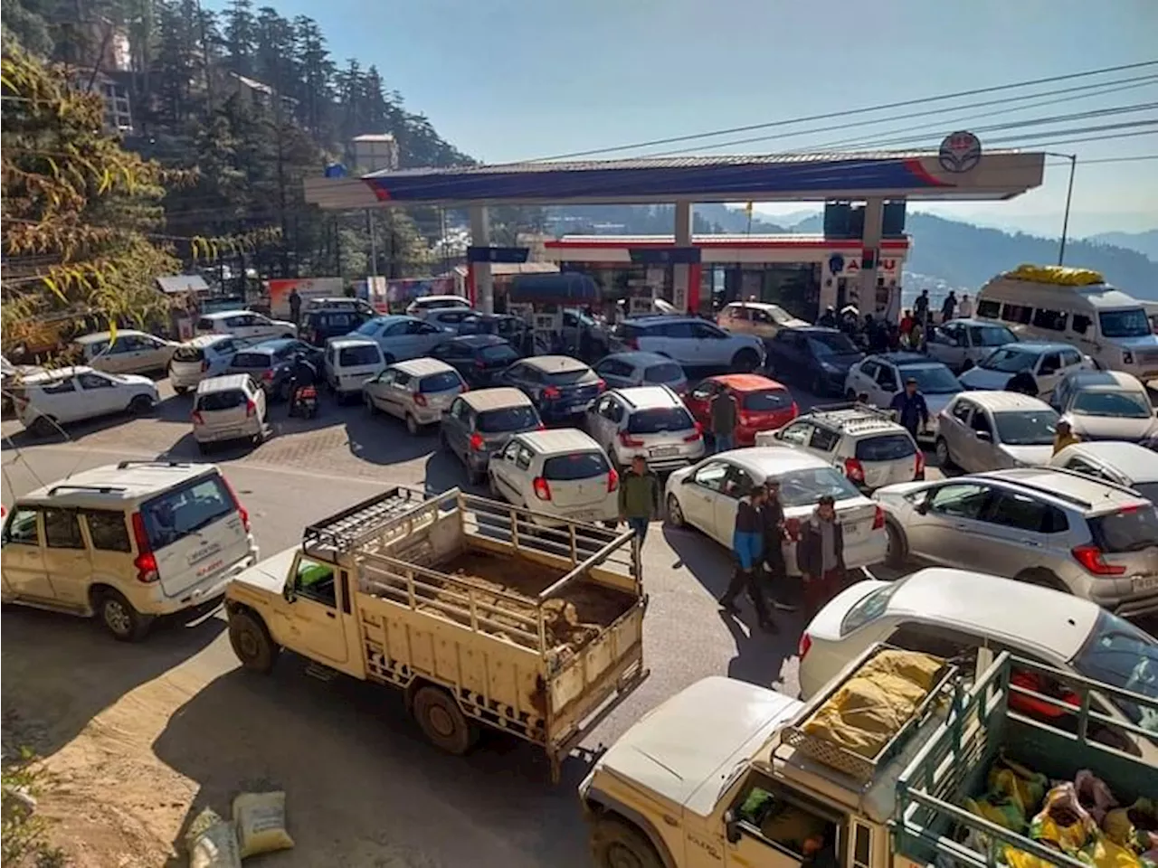 Petrol Pump: इस दस्तावेज के बिना तेल लेने पहुंच गए पेट्रोल पंप, तो होगा 10,000 रुपये का भारी जुर्माना!