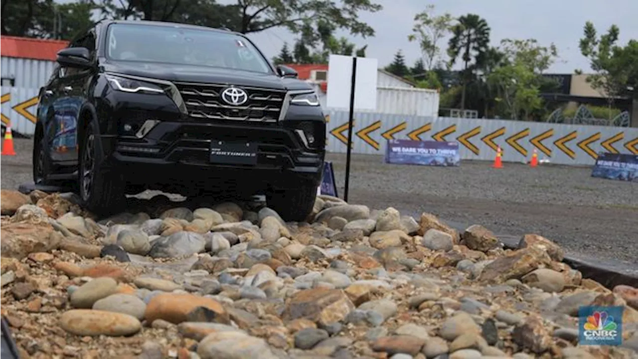 Petaka Toyota Fortuner Terjun ke Jurang di Malang, Ini Kronologinya