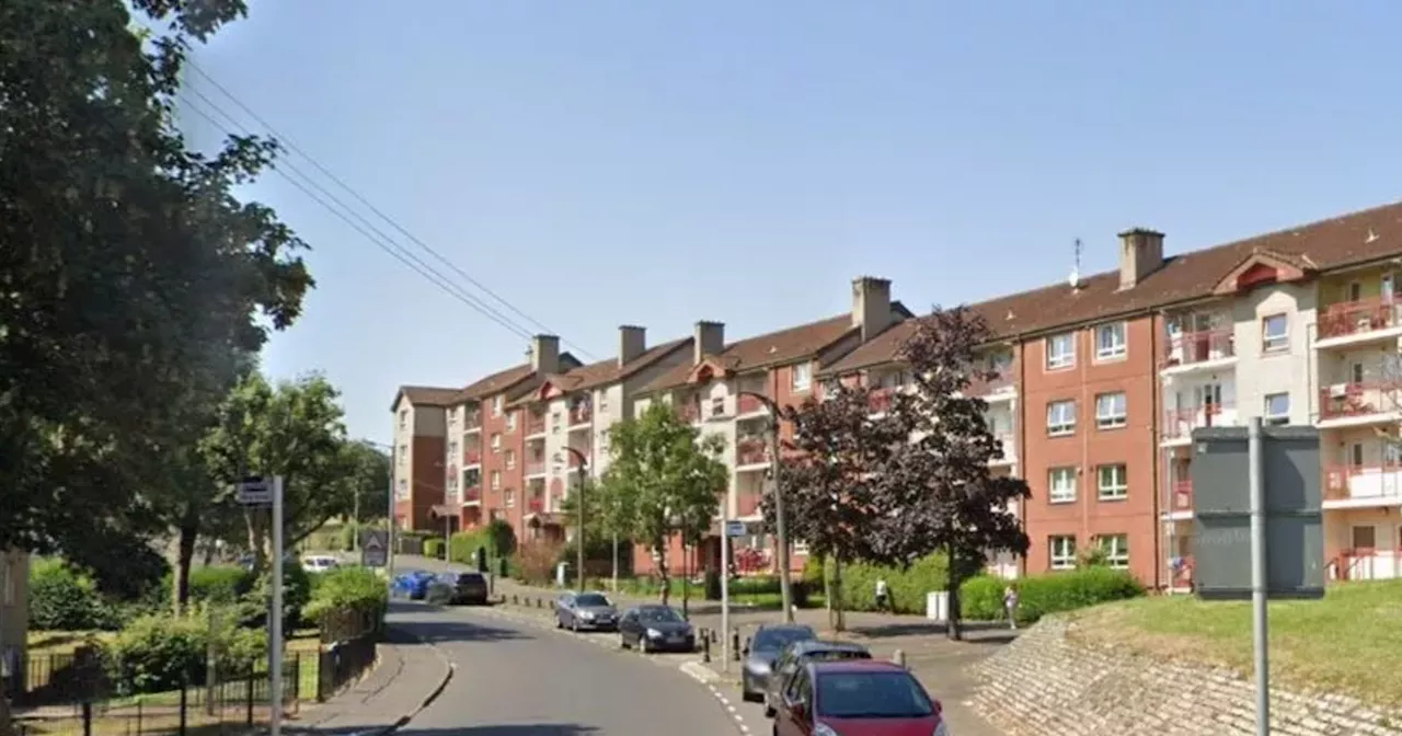 Armed police descend on Scots street after reports of 'weapon' at property