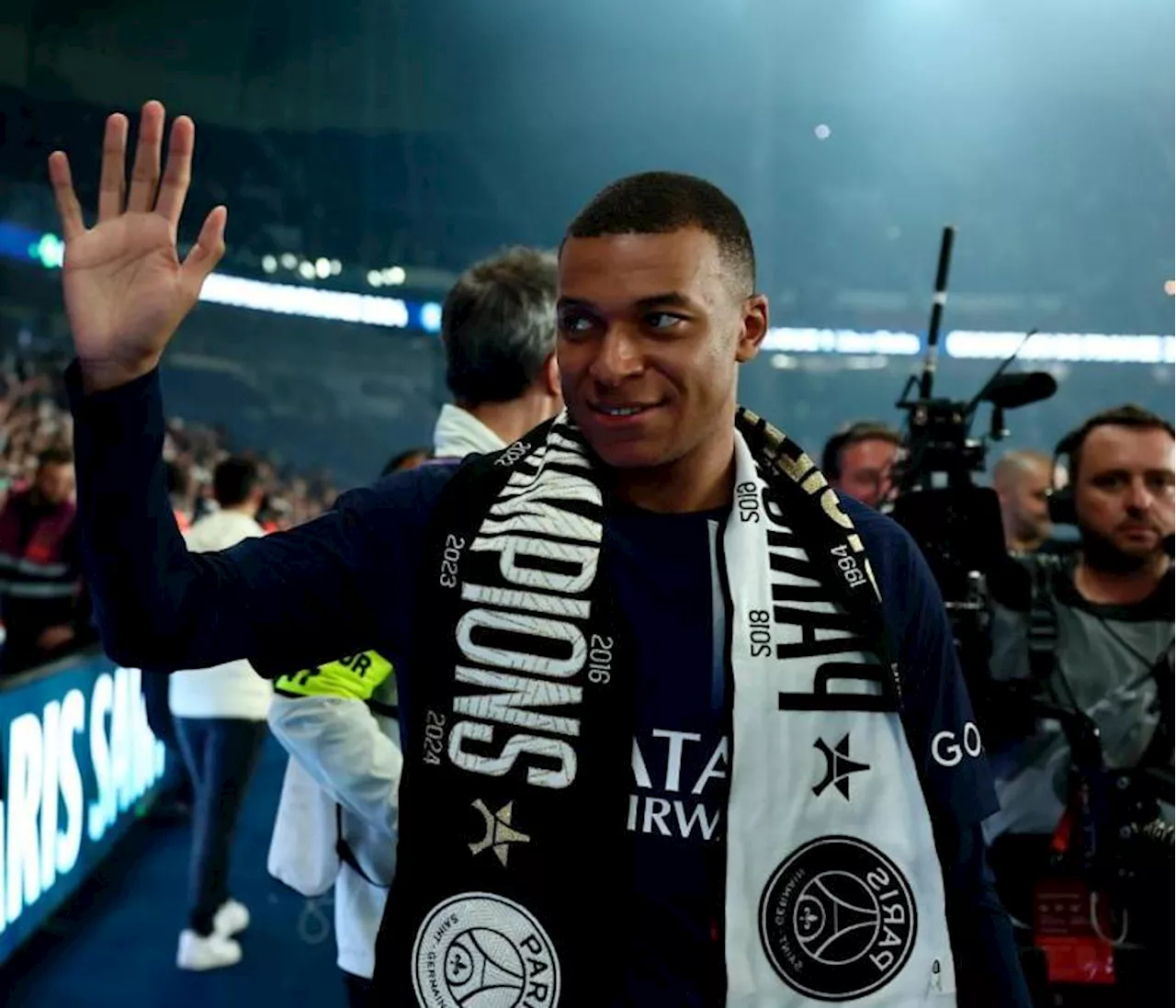 Atención: Kylian Mbappé firmó por cinco años con el Real Madrid