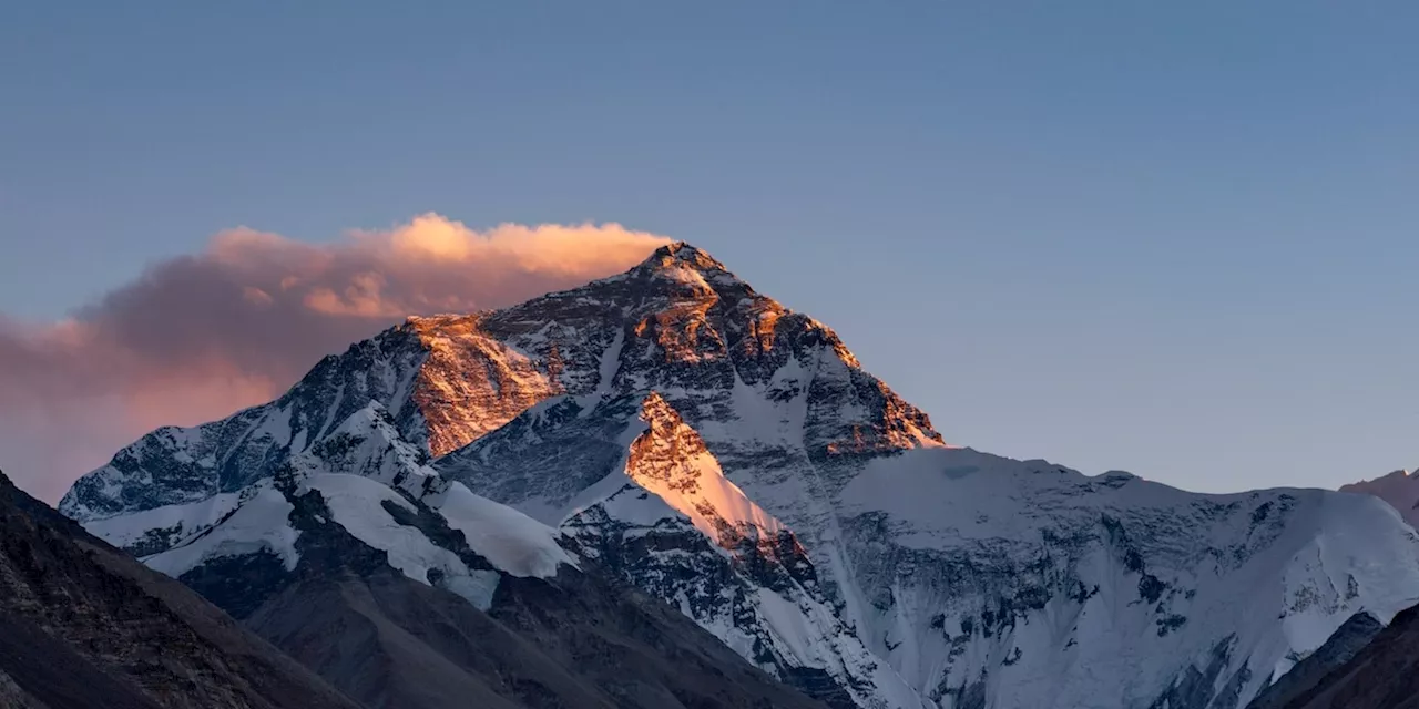 Zwei Bergsteiger (31, 53) werden auf dem Mount Everest vermisst