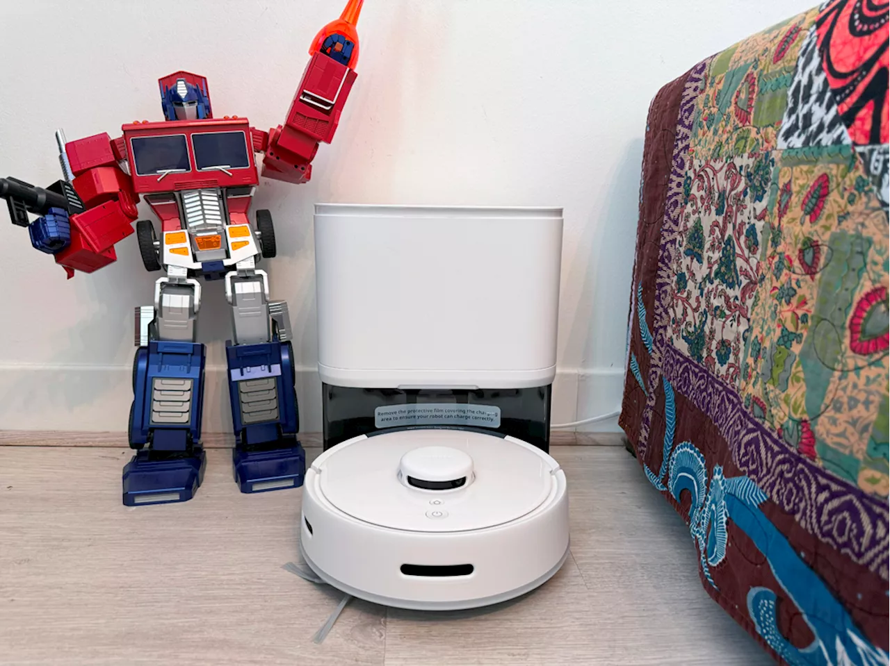 Test du Switchbot K10+ : une robot aspirateur mignon, petit et costaud