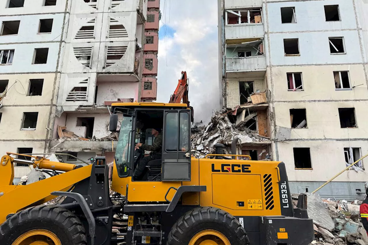 Судьба двух жителей Белгорода остается неизвестной после обрушения дома