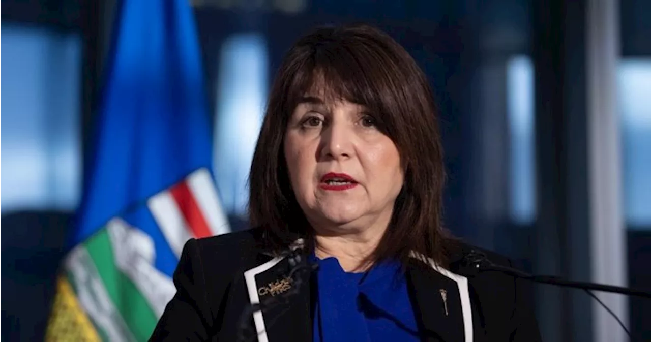 Alberta health minister tables legislation to begin health-care revamp