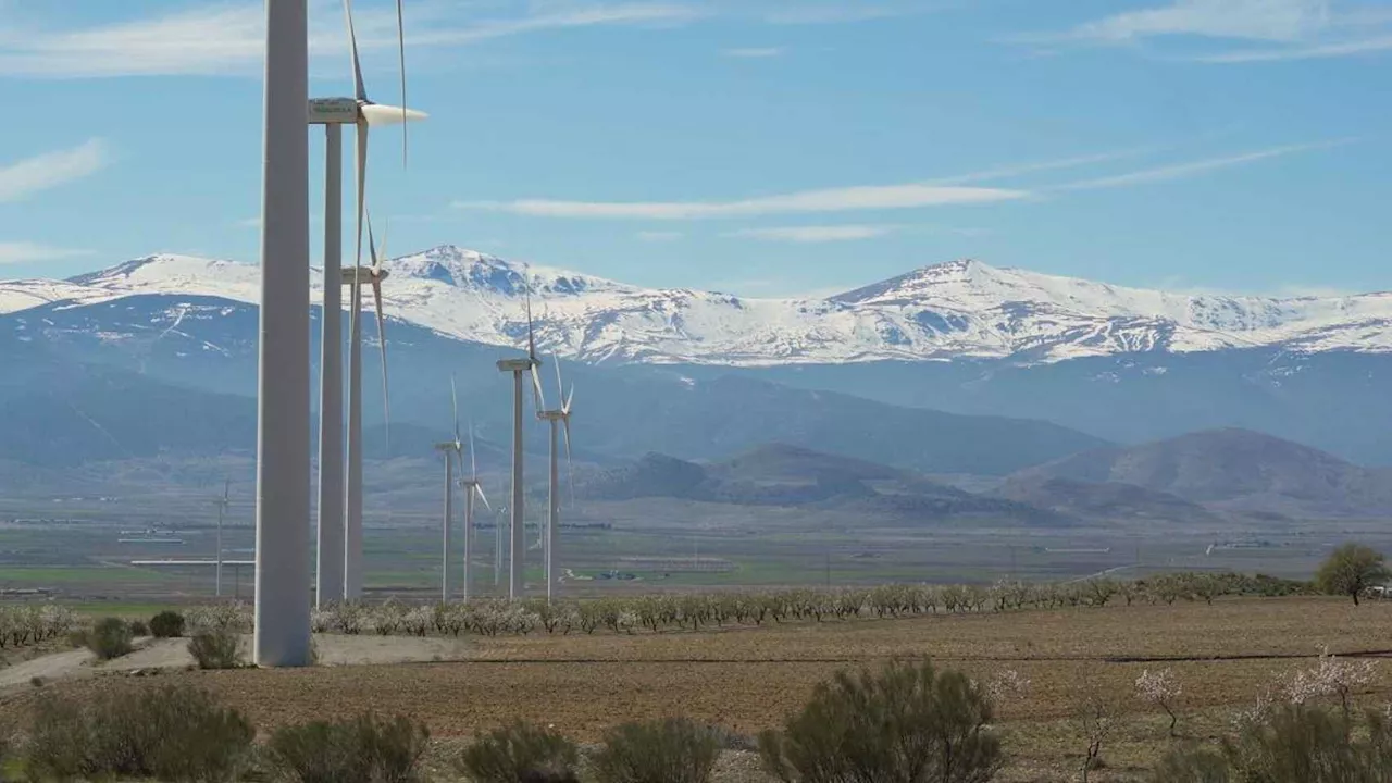 Iberdrola pule su apuesta de las renovables en Andalucía y dispara su impacto hasta casi 800 millones en 2023