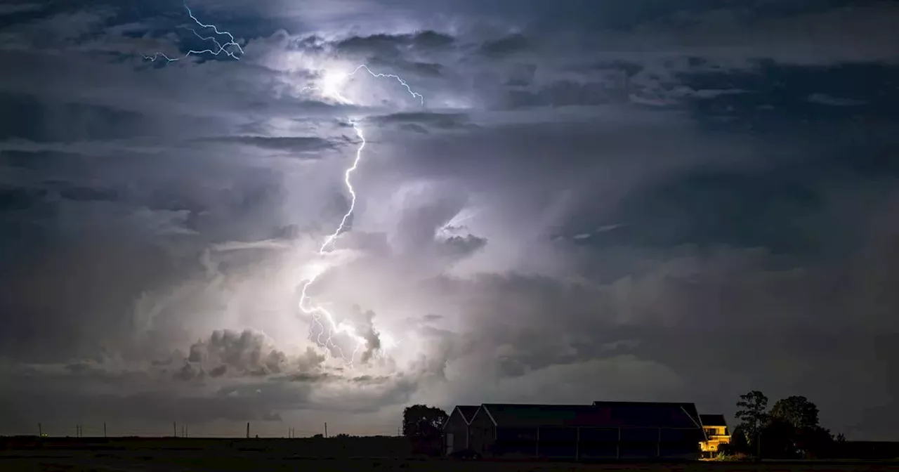 Met Éireann warns of risk of thunderstorms but hope on horizon for next week