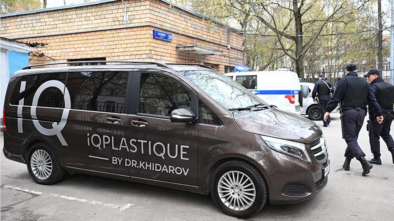 В клинике IQ Plastique рассказали о предъявлении обвинений задержанным хирургам