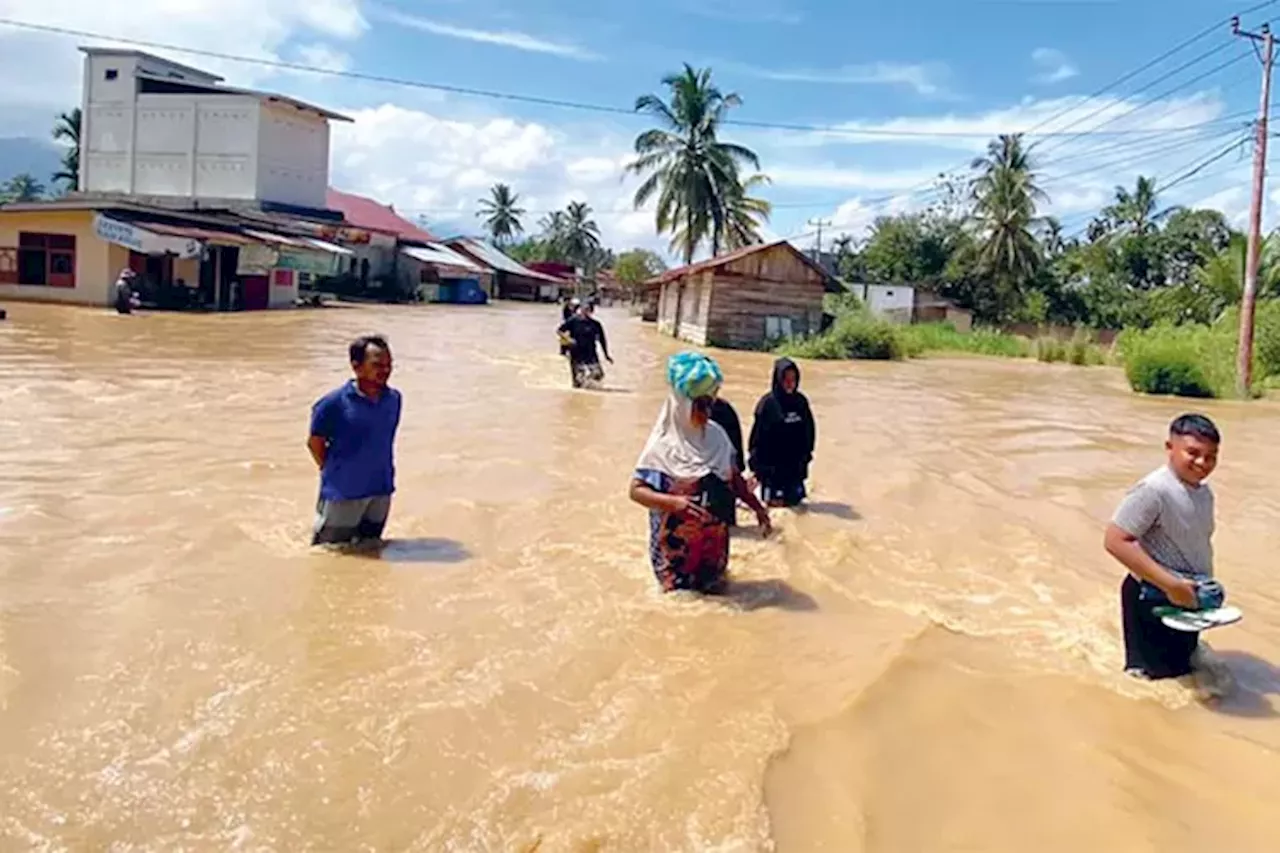 Bencana Galodo Sumbar, Jalur Aliran Lahar Dingin Gunung Marapi Harus Dikosongkan