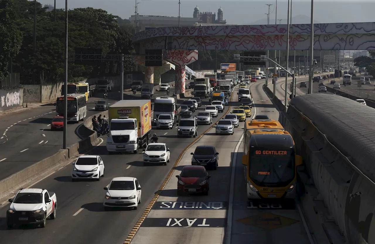 Avenida Brasil: prefeitura irá reforçar sinalização com horários da seletiva