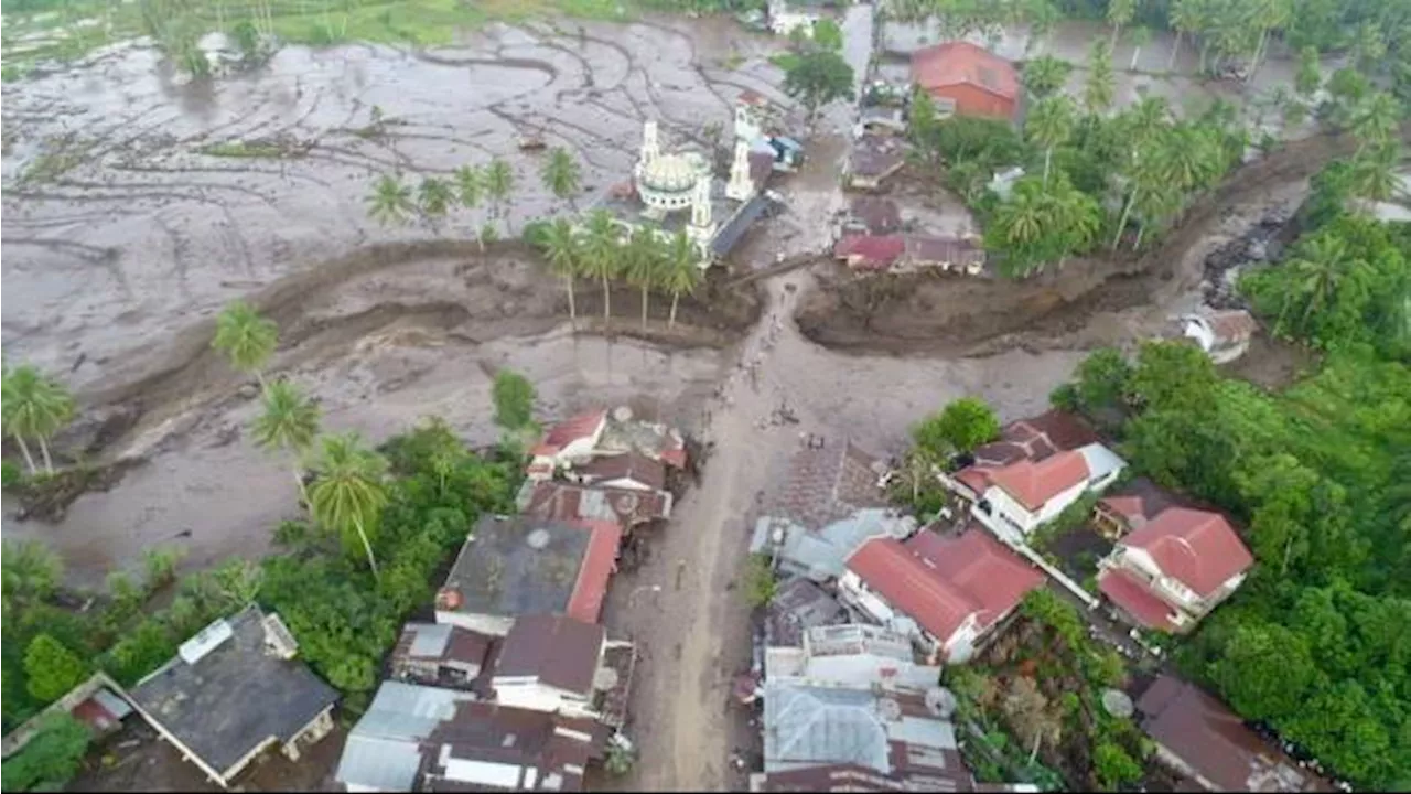 Jokowi soal Banjir Lahar Sumbar: Saya juga Ingin ke Sana, Masih Atur Waktu, Pengungsi Baru Ditata