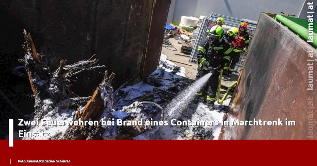 Zwei Feuerwehren bei Brand eines Containers in Marchtrenk im Einsatz