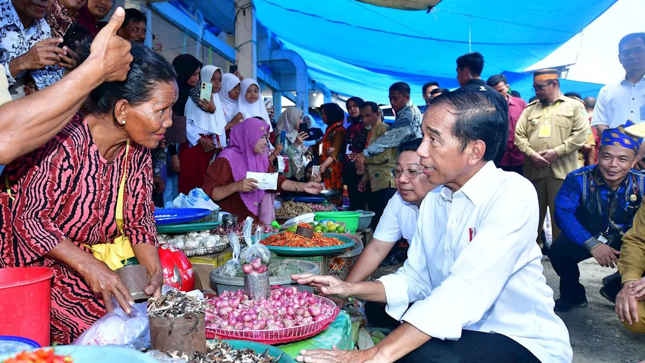 Jokowi Jamin Harga Bahan Pokok Terkendali Jelang Idul Adha