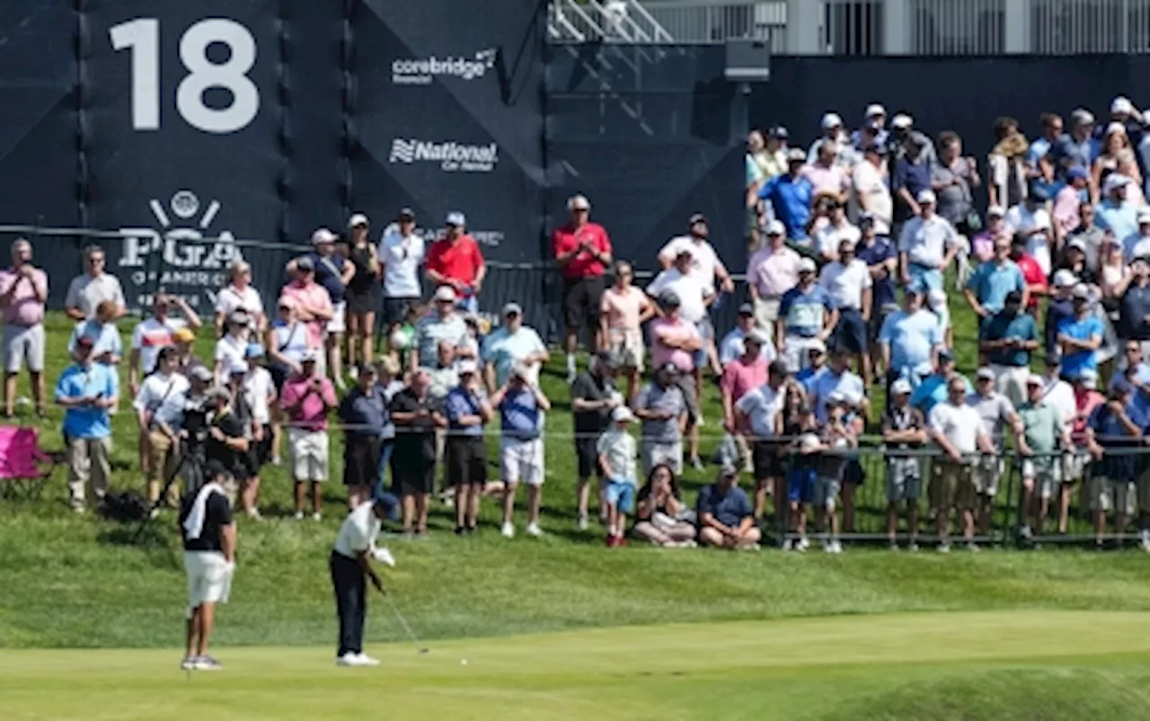 Tiger Woods draws massive crowd at PGA practice round