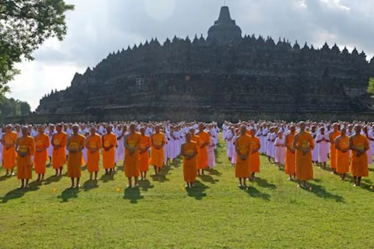 Pengunjung Candi Borobudur saat Waisak Diprediksi Capai 300 Ribu Wisatawan