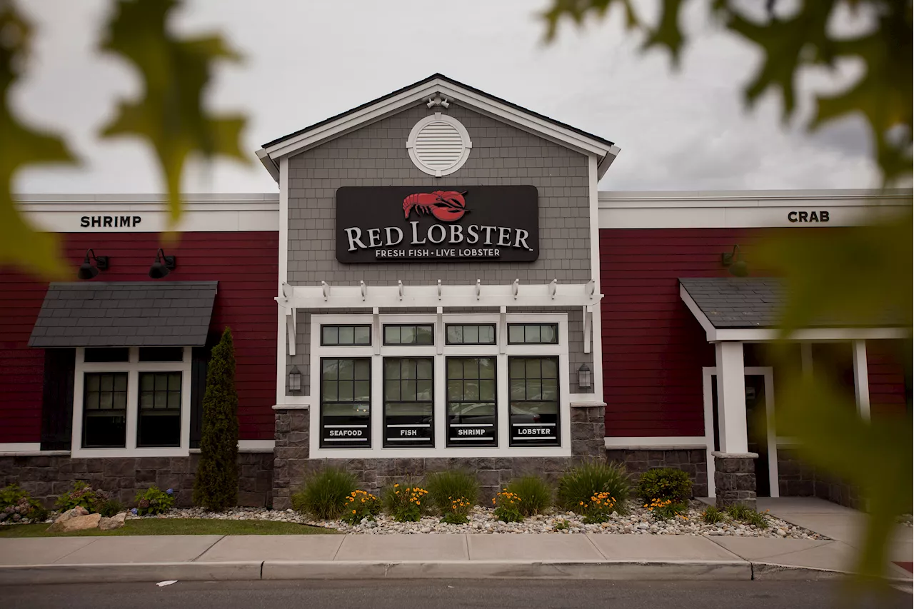 More than a dozen Red Lobster locations appear to close without warning across NJ, NY