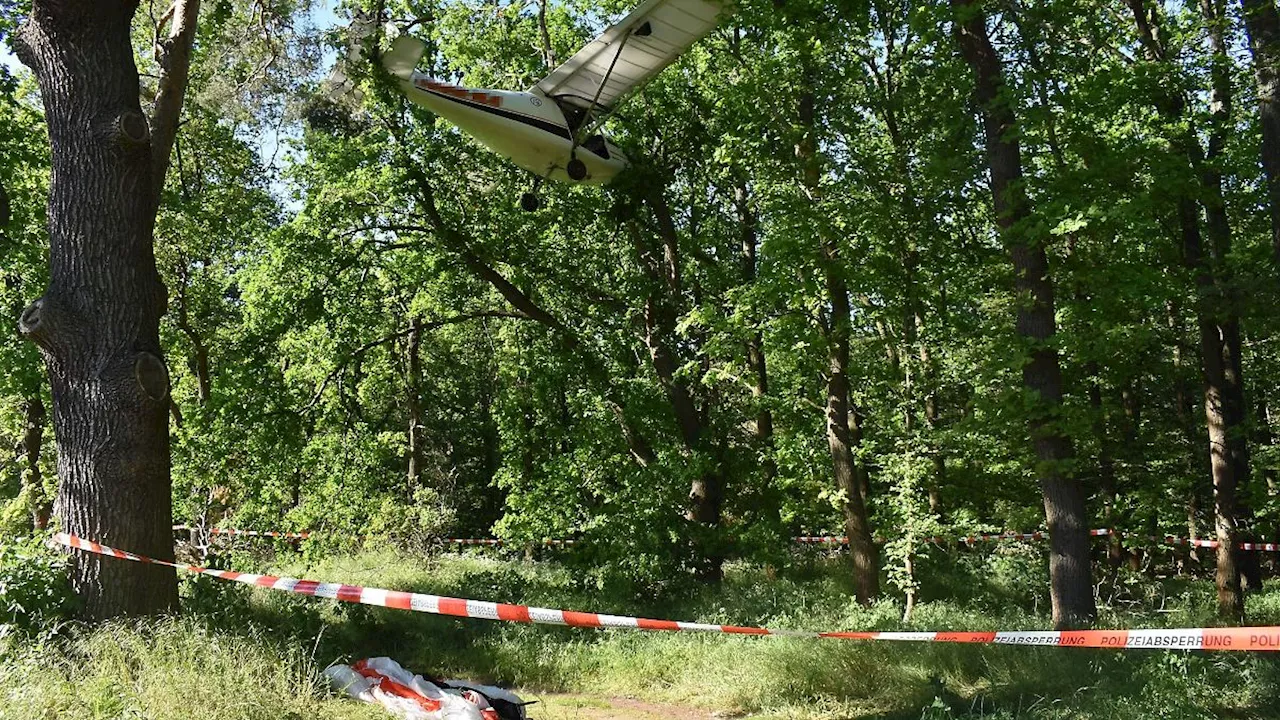 Sachsen-Anhalt: Pilot mit Ultraleichtflugzeug bei Dessau abgestürzt