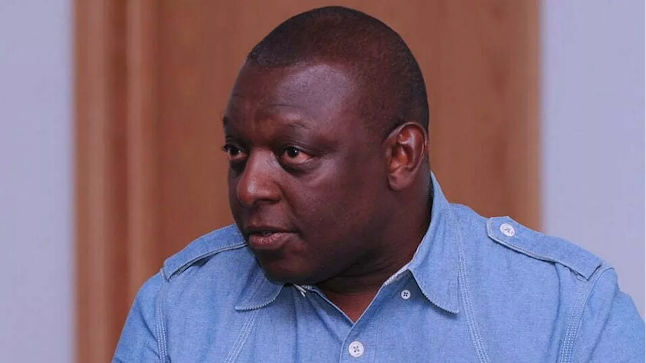 Garth Crooks declares ‘Outstanding Refereeing’ at St James’ Park on Saturday