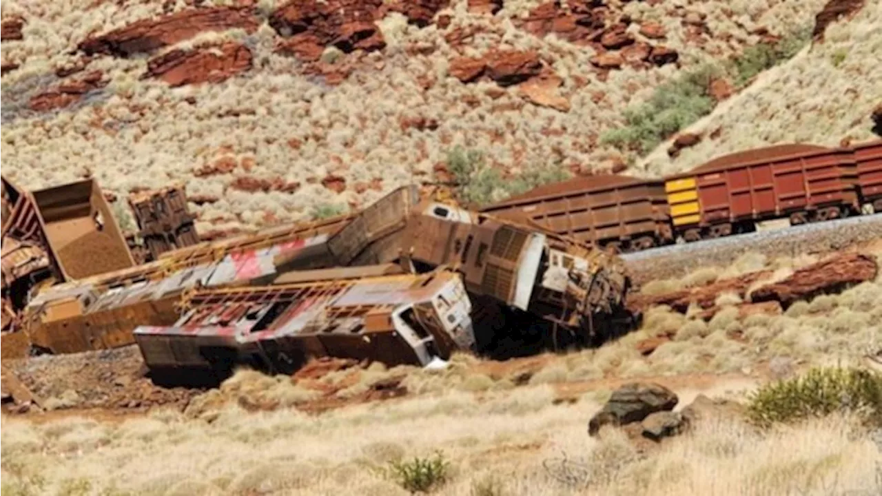 Autonomous train carrying iron ore derails in remote WA