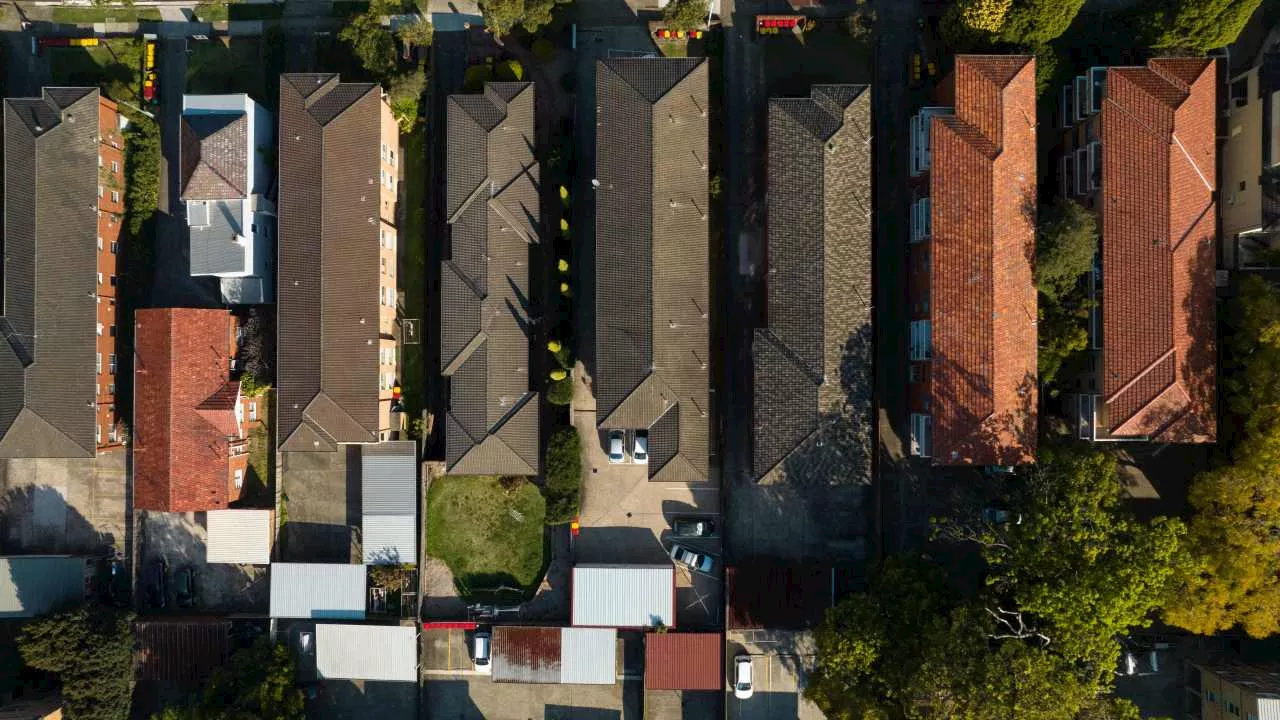 Grim sign for homeowners as federal budget makes interest rate prediction