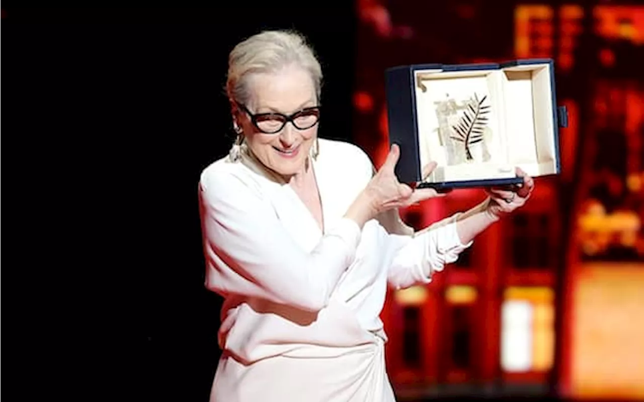 Cannes 2024, Meryl Streep riceve la Palma d'Oro alla carriera tra applausi e lacrime