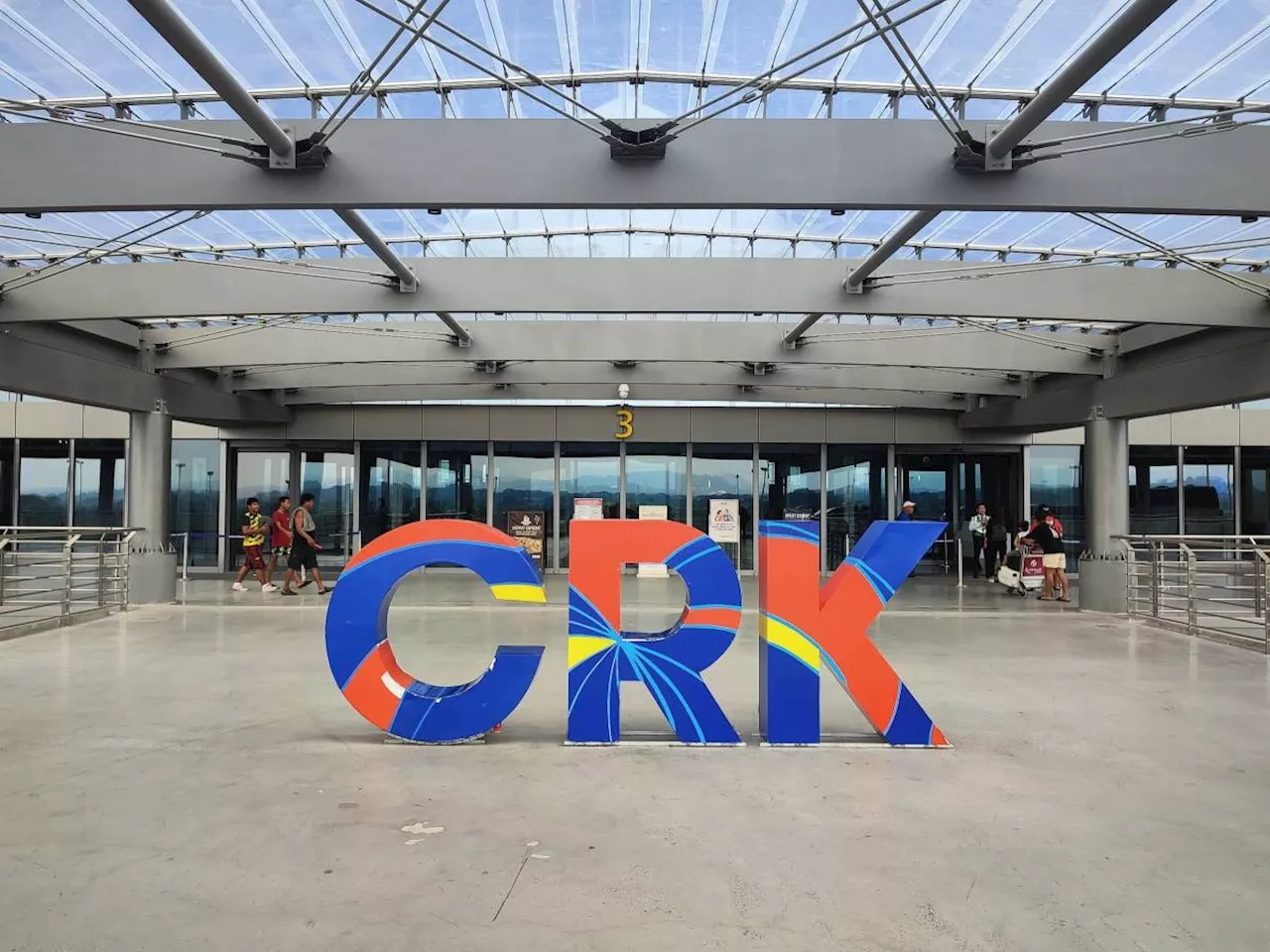 Clark airport operator remits P203M to gov't