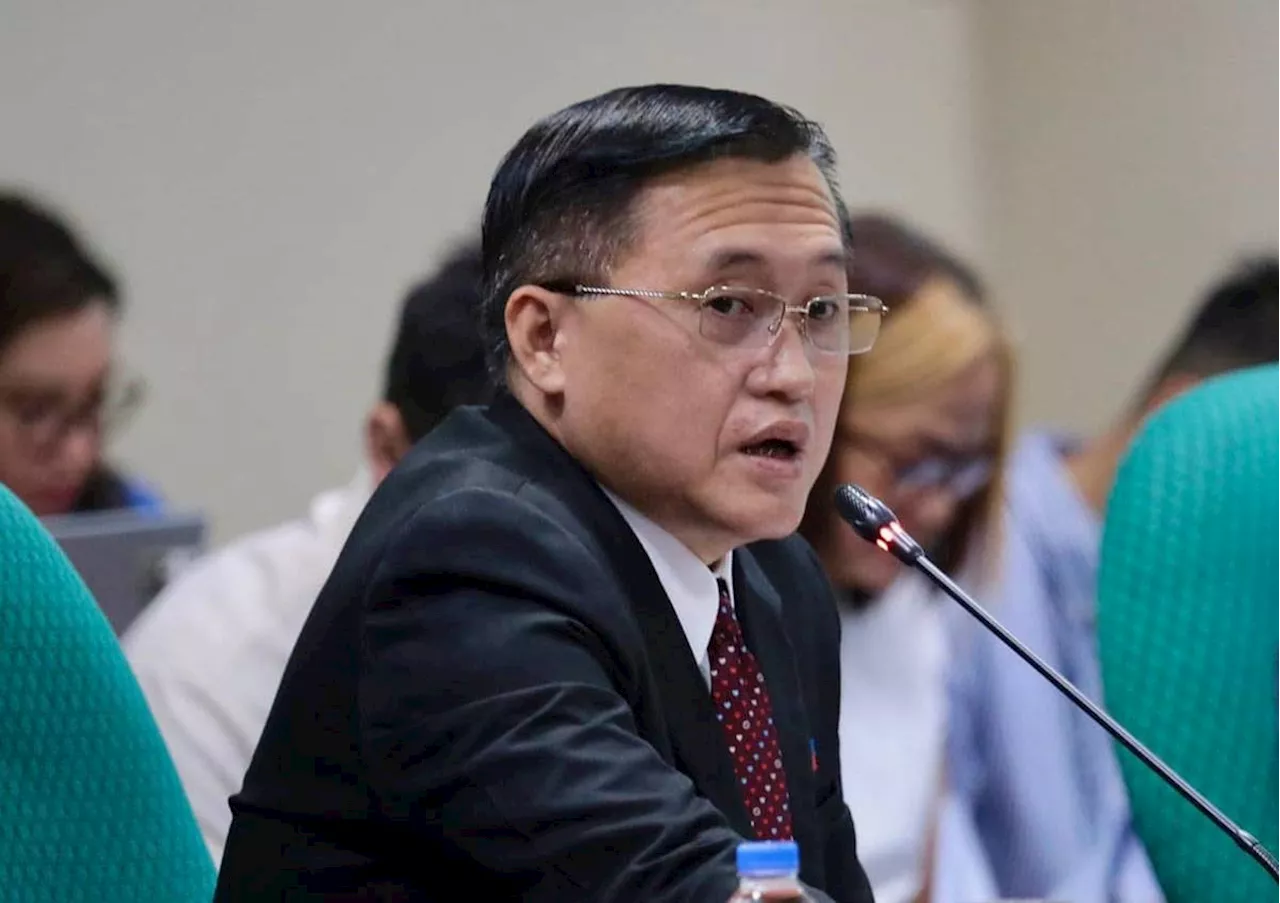 Go inspects Super Health Center in Laguna