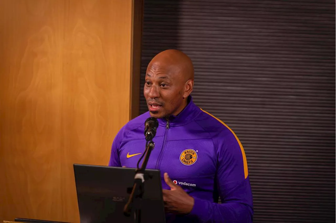 Kaizer Chiefs face stiff competition for top coaching candidate