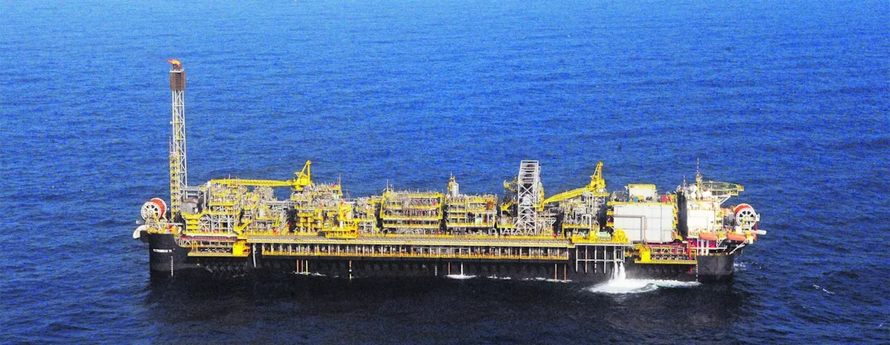Petrobras vê lucro cair 38% no 1º tri e aprova R$ 13 bilhões em dividendos