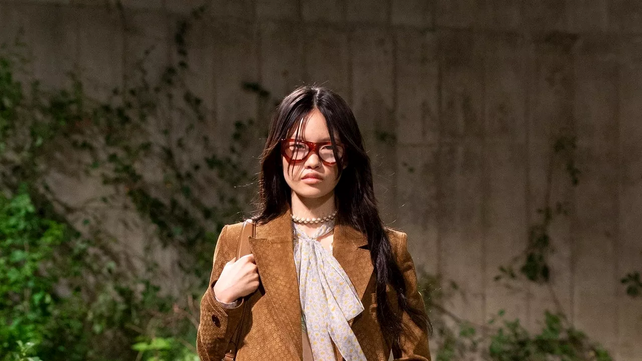 La sfilata Gucci Cruise 2025 raccontata dai look preferiti della redazione